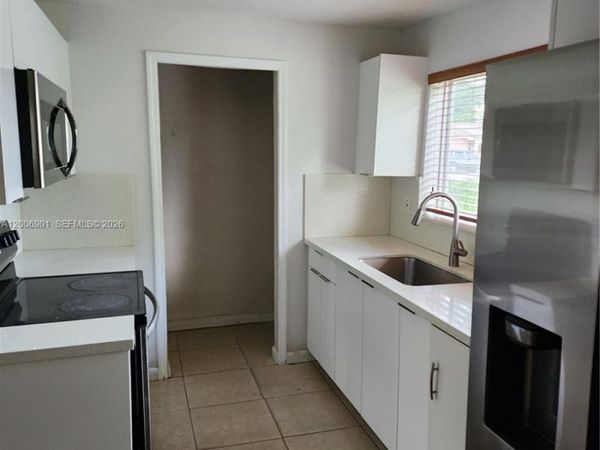 2837 NW 9th Ct , Fort Lauderdale, FL 33311