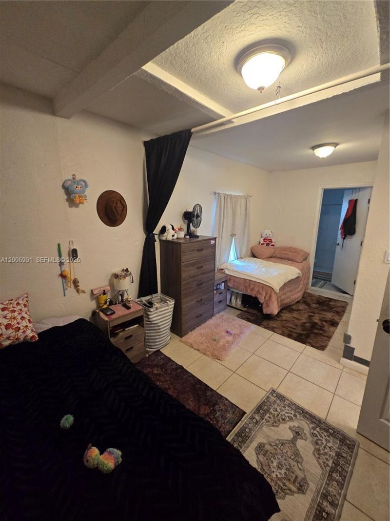 2837 NW 9th Ct, Fort Lauderdale, FL 33311 Photo