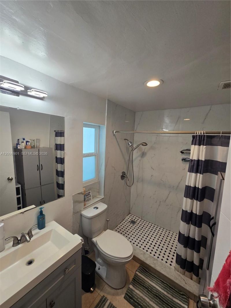 2837 NW 9th Ct, Fort Lauderdale, FL 33311 Photo