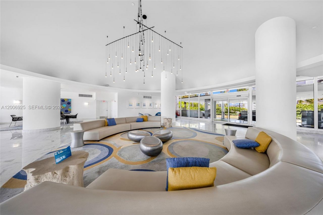 1000 West Ave, Unit 702, Miami Beach, FL 33139 Photo