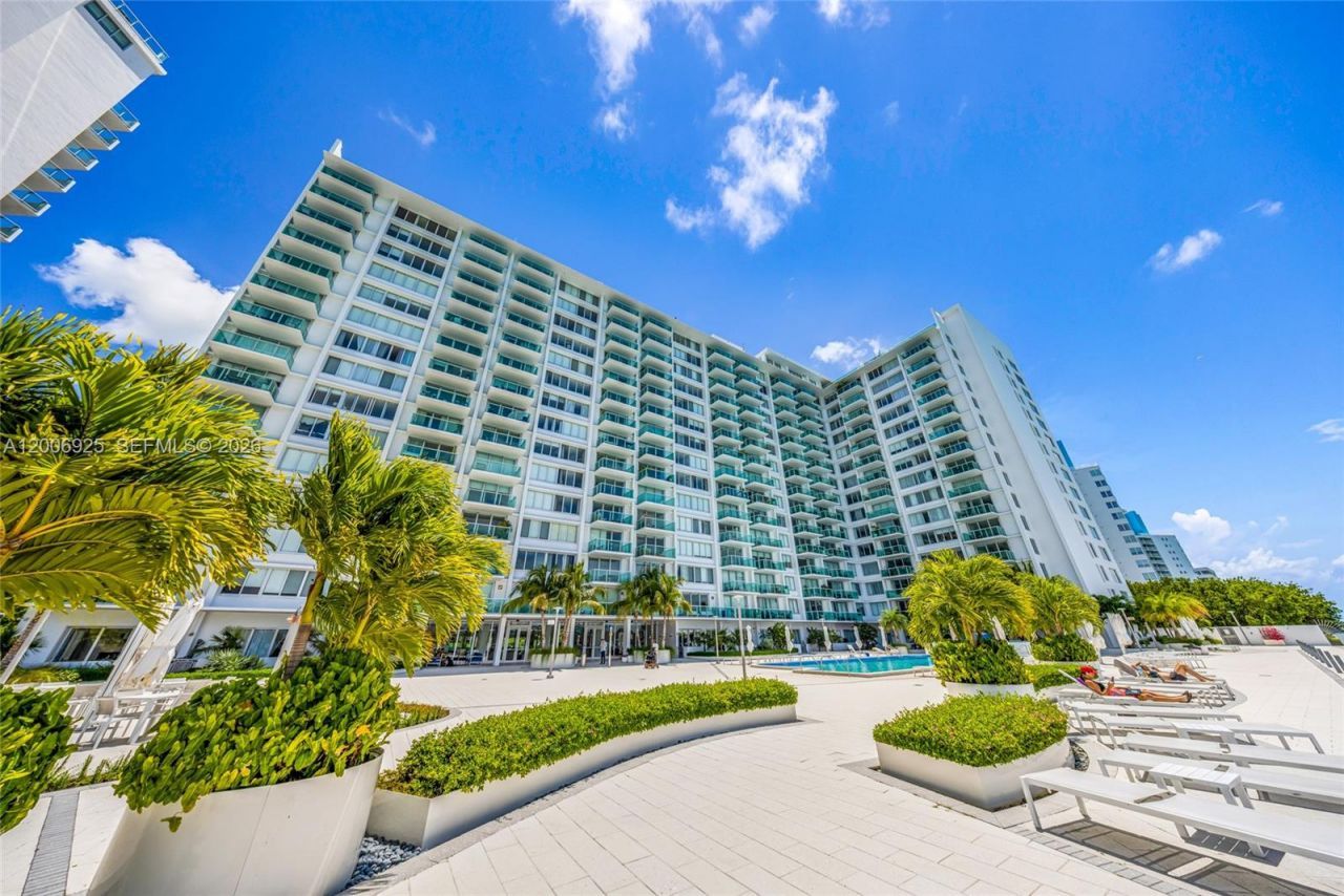 1000 West Ave, Unit 702, Miami Beach, FL 33139 Photo