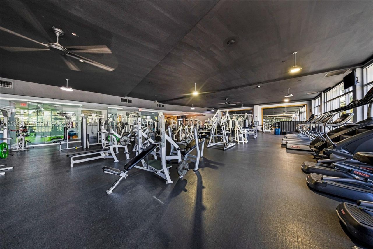 1000 West Ave, Unit 702, Miami Beach, FL 33139 Photo