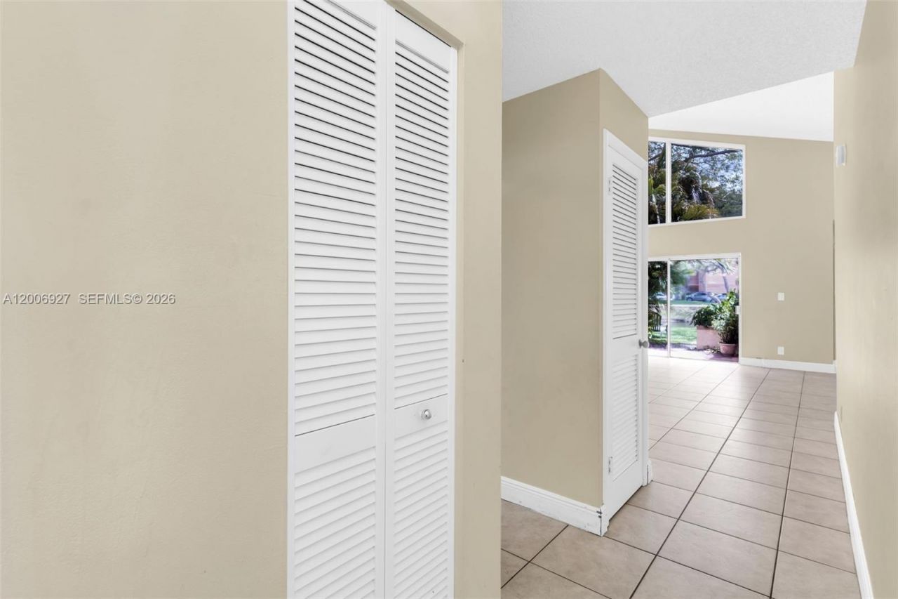 2950 NW 106th Ave, Unit 10, Sunrise, FL 33322 Photo