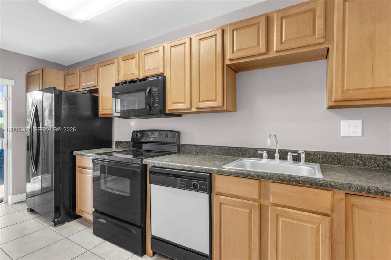 2950 NW 106th Ave, Unit 10, Sunrise, FL 33322 Photo