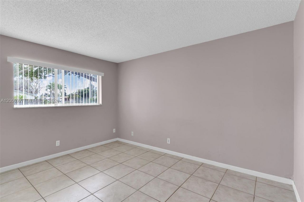 2950 NW 106th Ave, Unit 10, Sunrise, FL 33322 Photo
