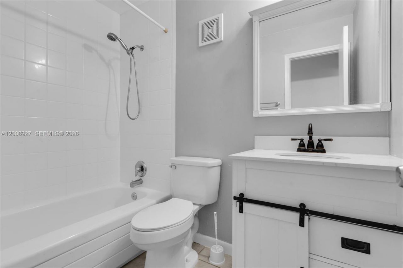 2950 NW 106th Ave, Unit 10, Sunrise, FL 33322 Photo
