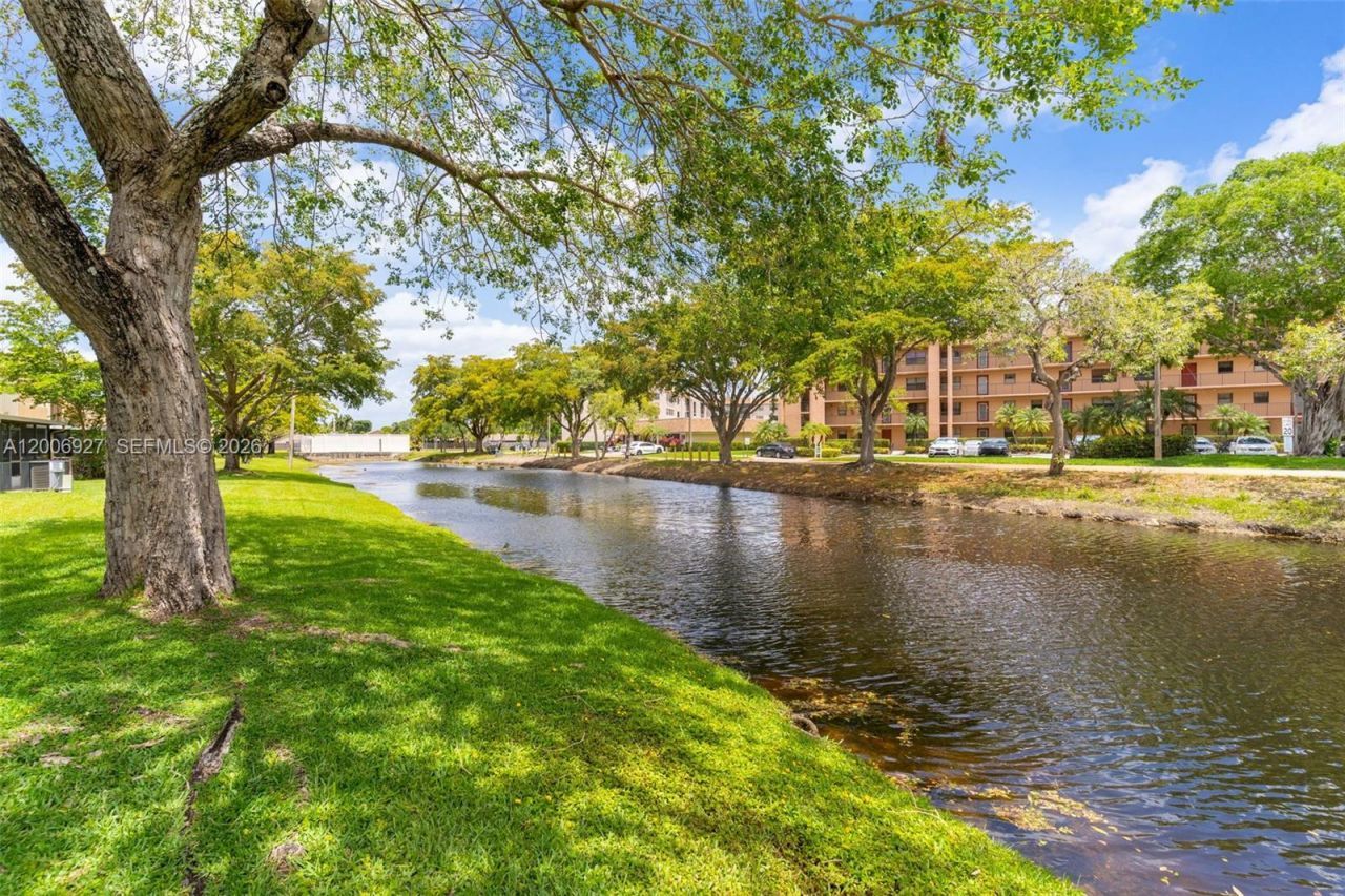 2950 NW 106th Ave, Unit 10, Sunrise, FL 33322 Photo