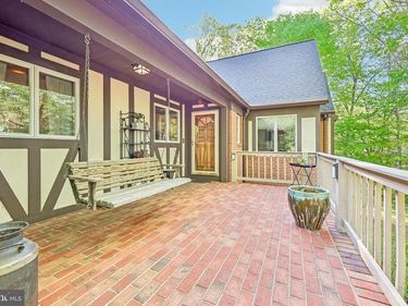 2015 KELLY COURT, AMISSVILLE, VA 20106