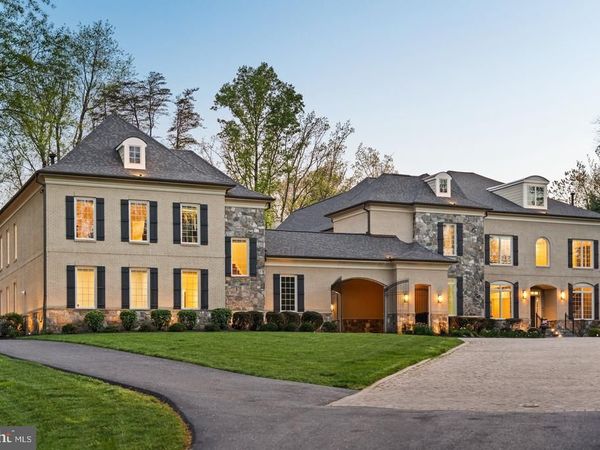 9111 DARA LANE, GREAT FALLS, VA 22066