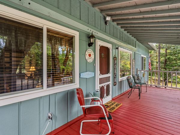 7771 Monument Drive, Grants Pass, OR 97526