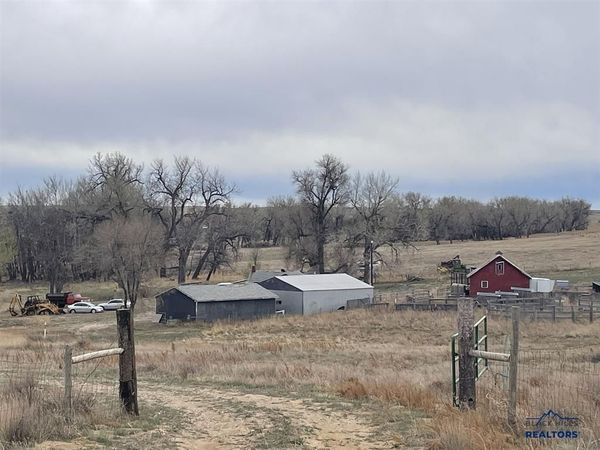 14227 SMITHWICK RD, Smithwick, SD 57782