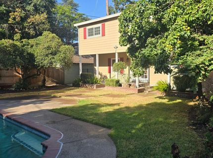 2124 Oxford, Sacramento, CA 95815 Photo