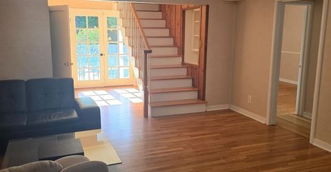 2124 Oxford, Sacramento, CA 95815 Photo