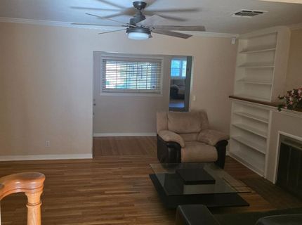 2124 Oxford, Sacramento, CA 95815 Photo