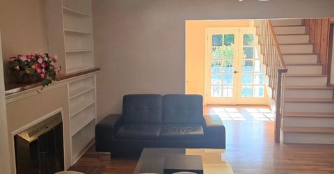 2124 Oxford, Sacramento, CA 95815 Photo