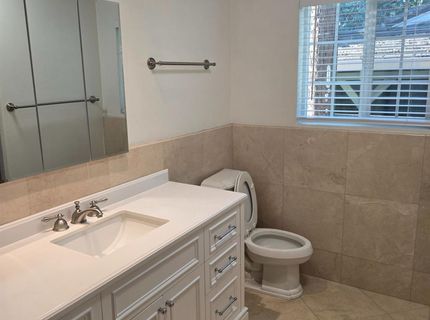 2124 Oxford, Sacramento, CA 95815 Photo