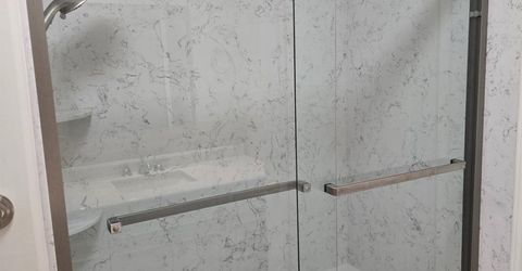 2124 Oxford, Sacramento, CA 95815 Photo