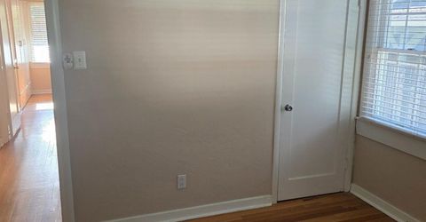 2124 Oxford, Sacramento, CA 95815 Photo