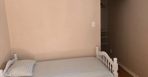 2124 Oxford, Sacramento, CA 95815 Photo