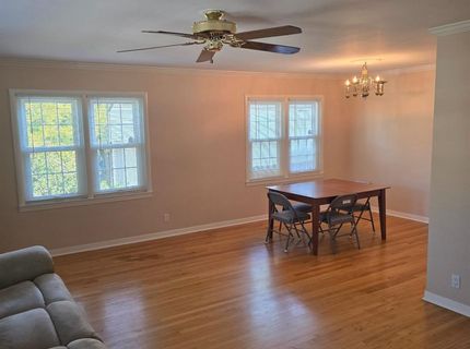 2124 Oxford, Sacramento, CA 95815 Photo
