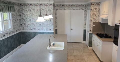 2124 Oxford, Sacramento, CA 95815 Photo