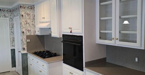 2124 Oxford, Sacramento, CA 95815 Photo