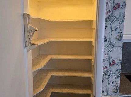 2124 Oxford, Sacramento, CA 95815 Photo
