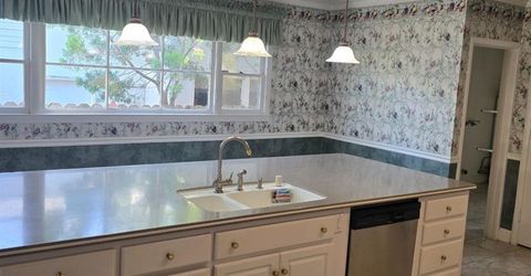 2124 Oxford, Sacramento, CA 95815 Photo