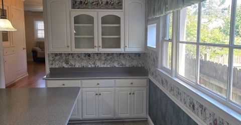 2124 Oxford, Sacramento, CA 95815 Photo