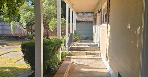 2124 Oxford, Sacramento, CA 95815 Photo