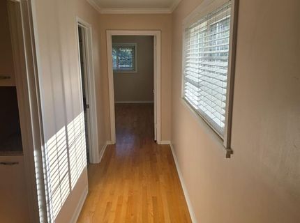 2124 Oxford, Sacramento, CA 95815 Photo