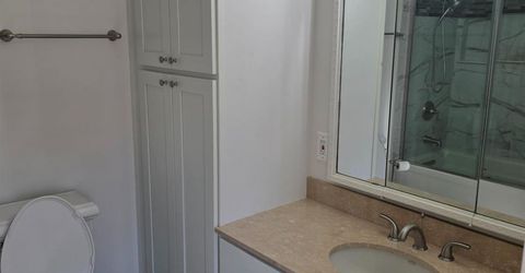 2124 Oxford, Sacramento, CA 95815 Photo