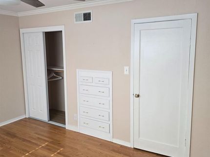 2124 Oxford, Sacramento, CA 95815 Photo