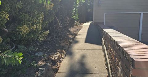 2124 Oxford, Sacramento, CA 95815 Photo