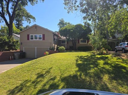 2124 Oxford, Sacramento, CA 95815 Photo