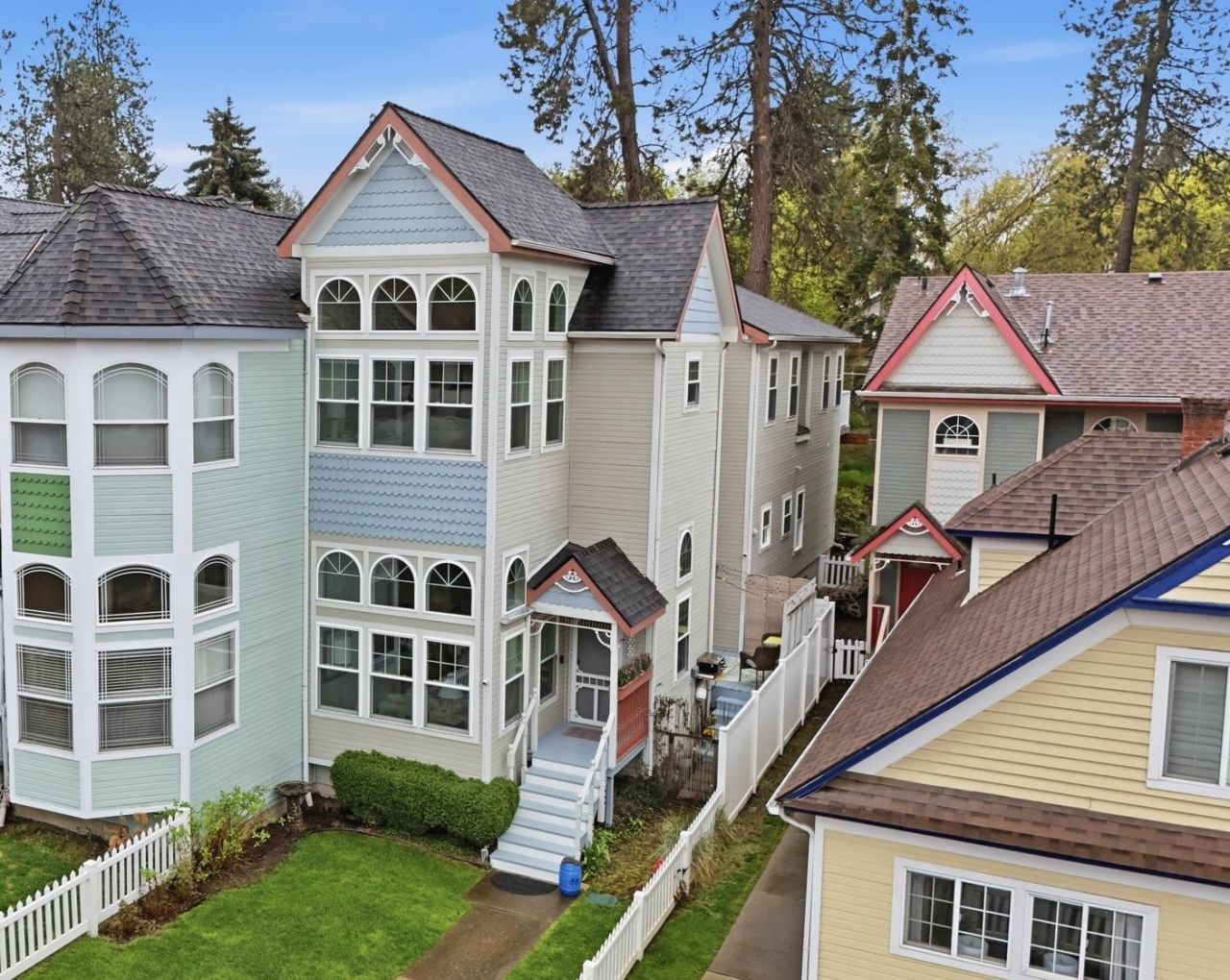 1611 W 13TH Ave primary photo