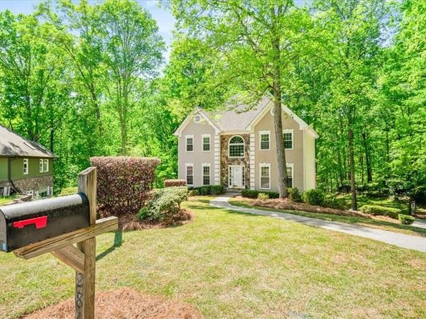 2840 Stratfield Drive , Cumming, GA 30041