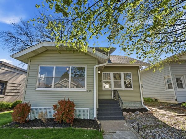 2951 Farnam Street , Davenport, IA 52803