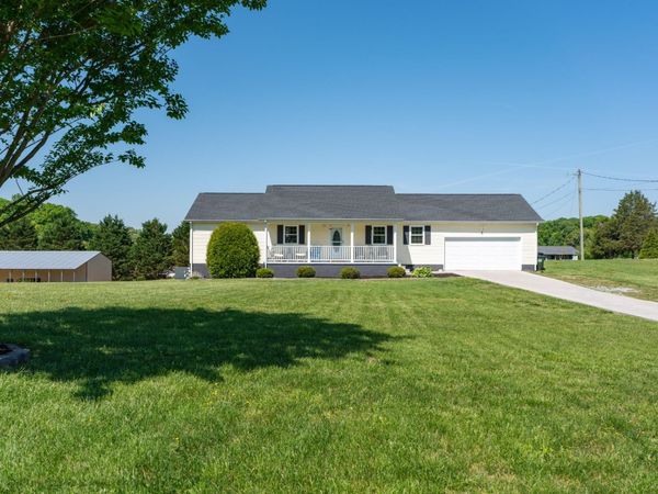 196 Lees Chapel Rd , Sweetwater, TN 37874