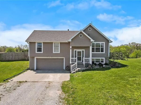 32869 W 146th Street, Excelsior Springs, MO 64024