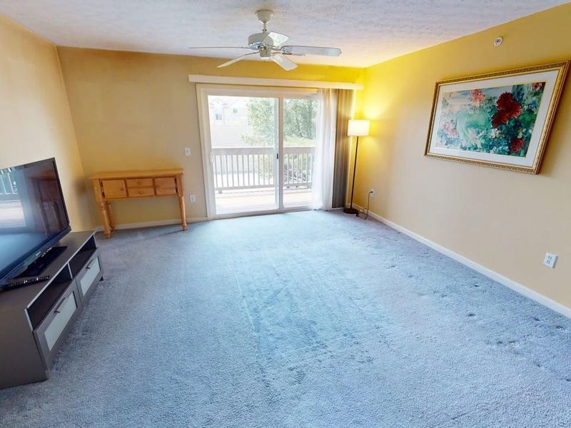 8514 Breezewood Court, Unit 205, West Chester, OH 45069 Photo 7