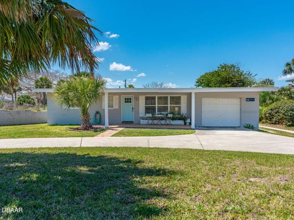 2908 S Peninsula Drive, Daytona Beach, FL 32118