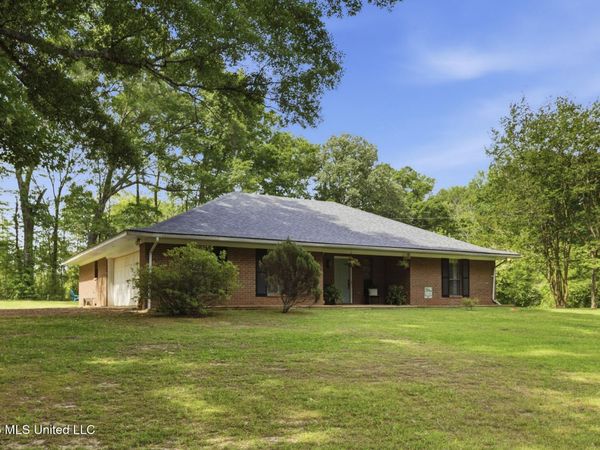 19055 Midway Road, Terry, MS 39170