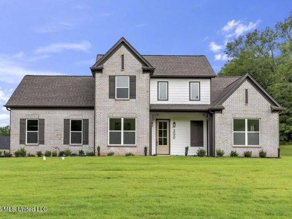 7422 Newbury Drive, Olive Branch, MS 38654