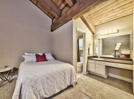 2090 Chalet Road, Alpine Meadows, CA 96146 Photo