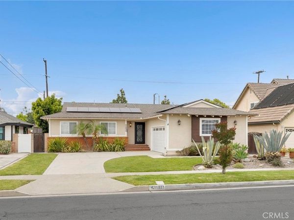 11831 Paseo Bonita, Los Alamitos, CA 90720