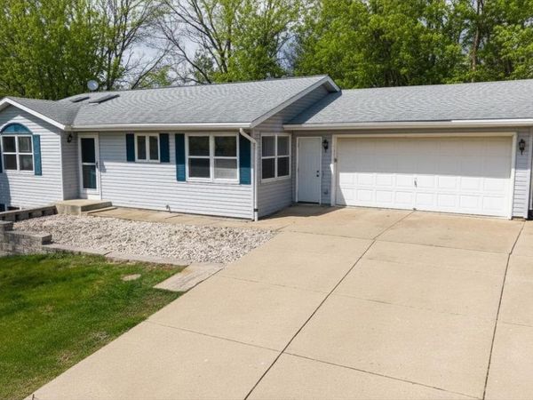 15208 W Carroll Road, Brodhead, WI 53520