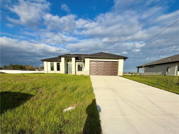 7019 Palpano CIR , LABELLE, FL 33935