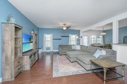 127 Longford Drive photo 4