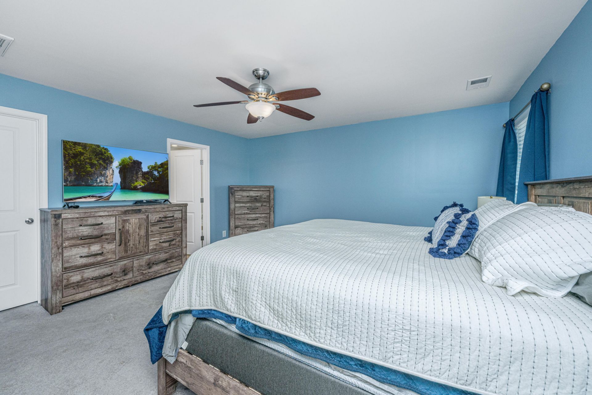 127 Longford Drive Photo 21